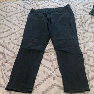 Old Navy Women's Straight Leg Jeans - Black